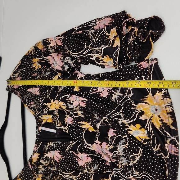 Free People Blouse Floral Boho Large Black Pink - Picture 8 of 16